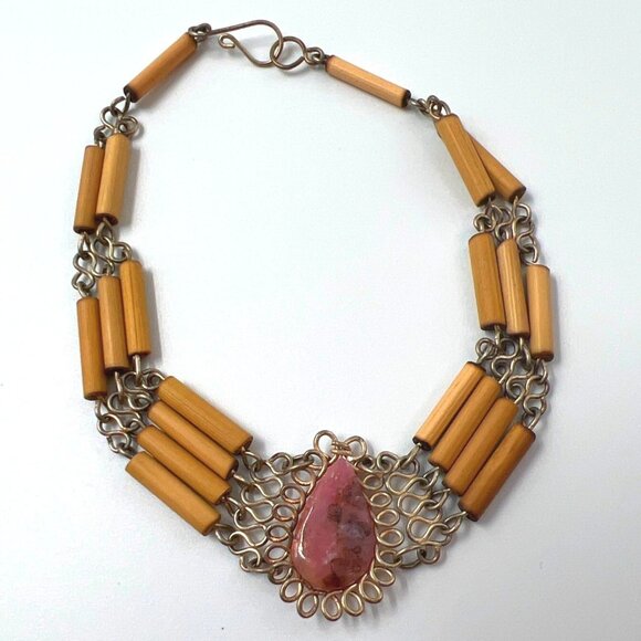 Vintage Wooden & Pink Stone Beaded Bracelet - Picture 2 of 2